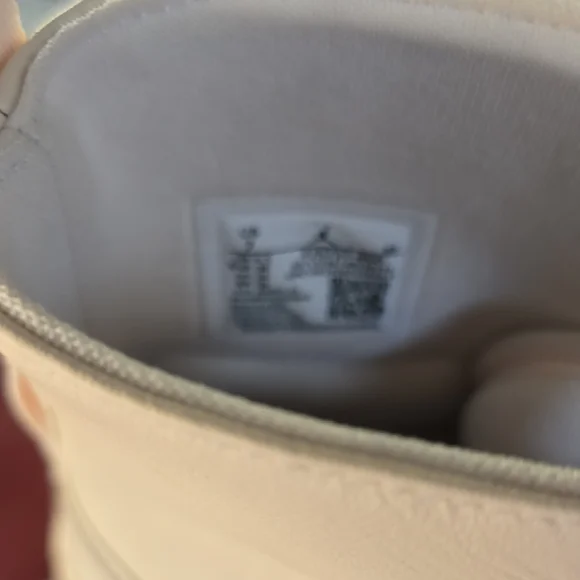 Stylish Cream High-Top Sneakers - Picture 3 of 5